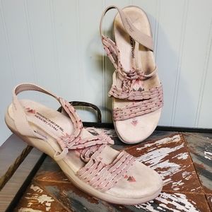 SKECHERS Reggae Slim-Vacay Sandal Taupe Strappy Women's Modern Comfort